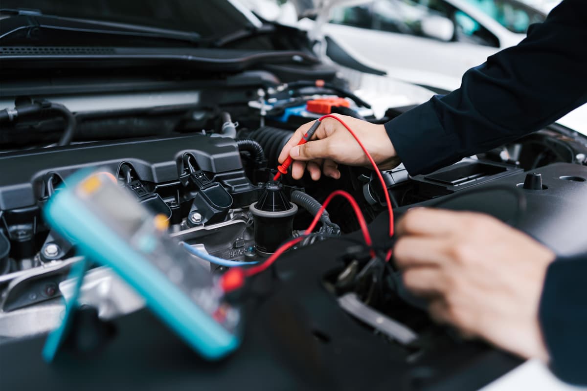 mecánicos especializados en electricidad